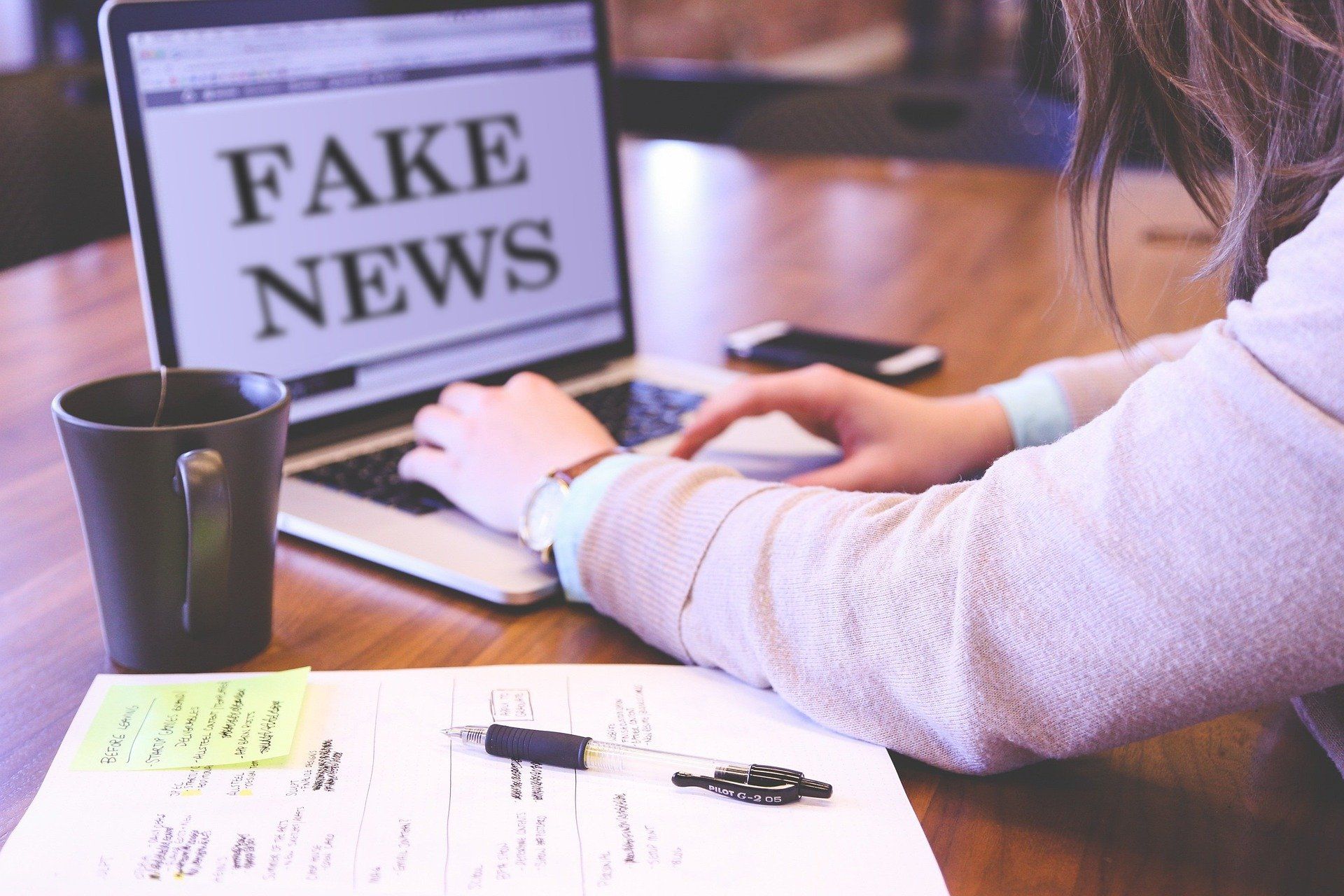 El periodismo declarativo y las Fake News