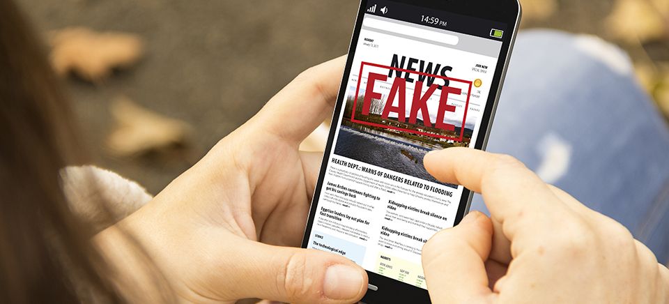 Las «fake news» y las redes sociales