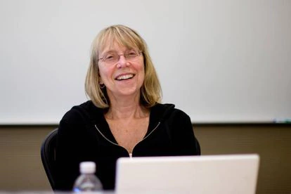Ester Wojcicki y la alfabetización mediática
