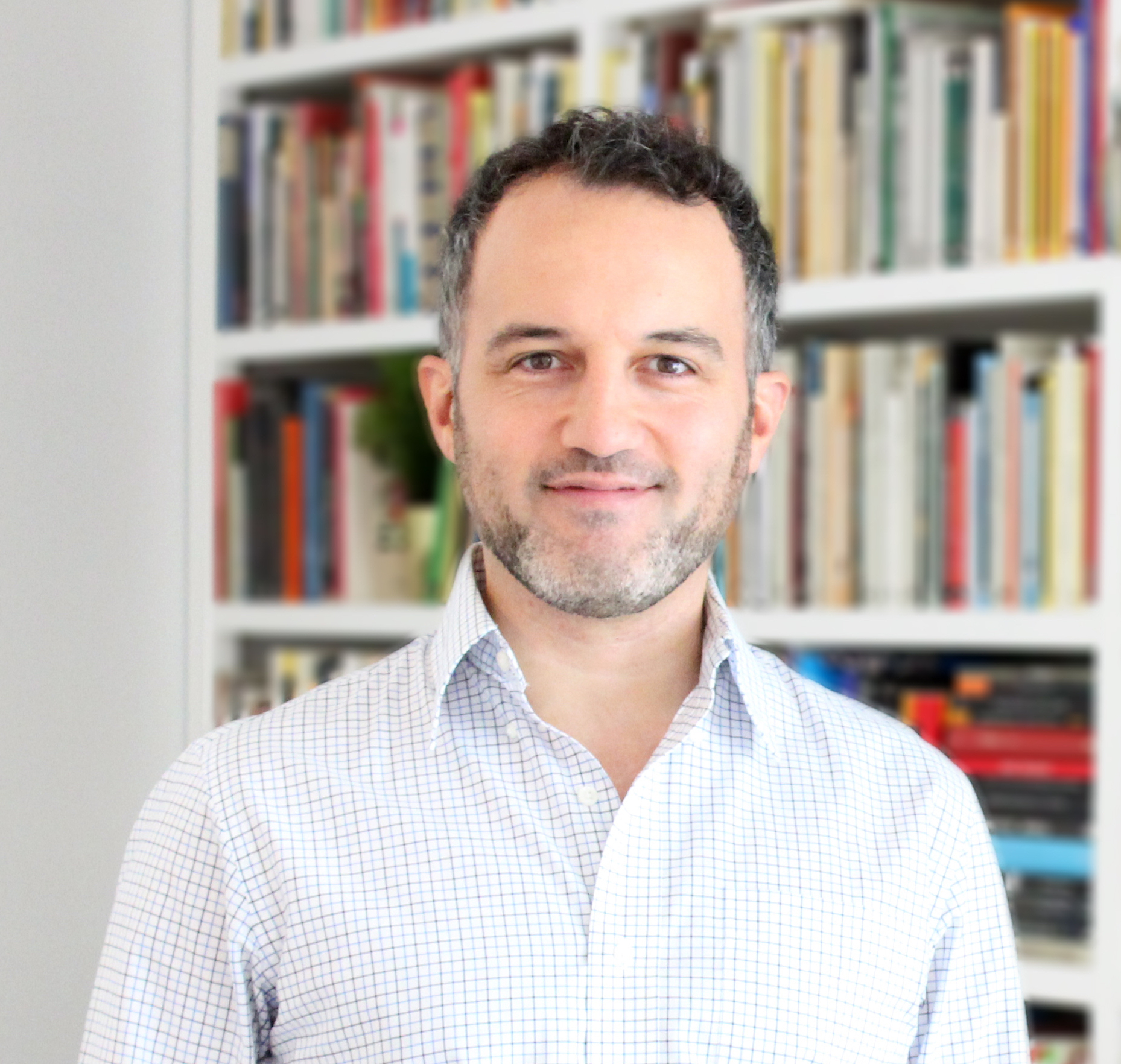 Pablo Sanguinetti sobre la Inteligencia Artificial: «Es también una herramienta de desinformación»